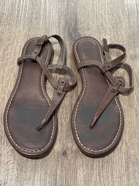 Frye Carson T-Strap Sandal Dark Brown Ladies 8